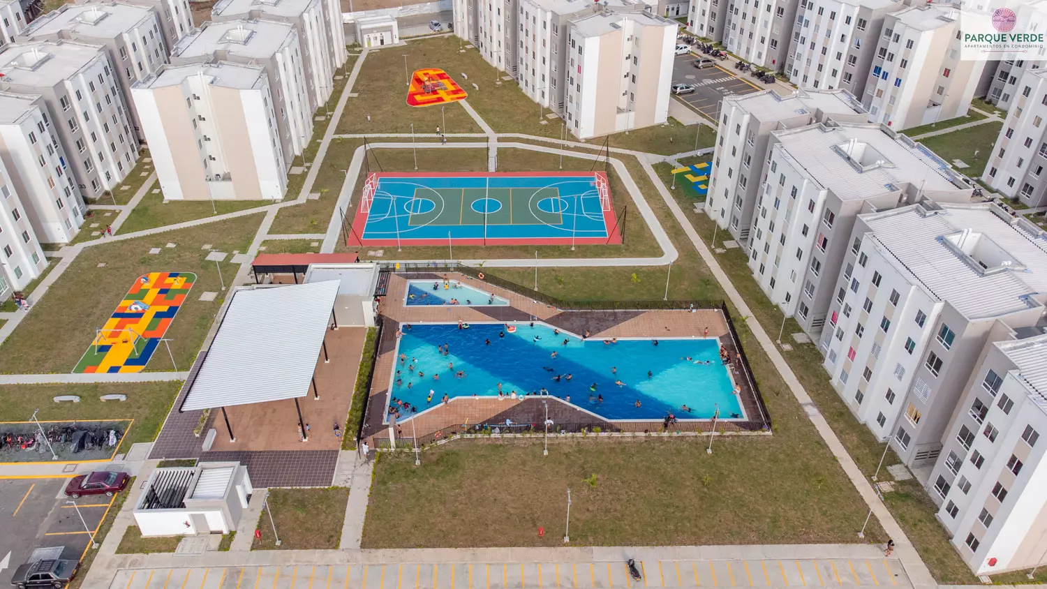 Fotos del avance de obra de Abril 2023 proyecto parque verde