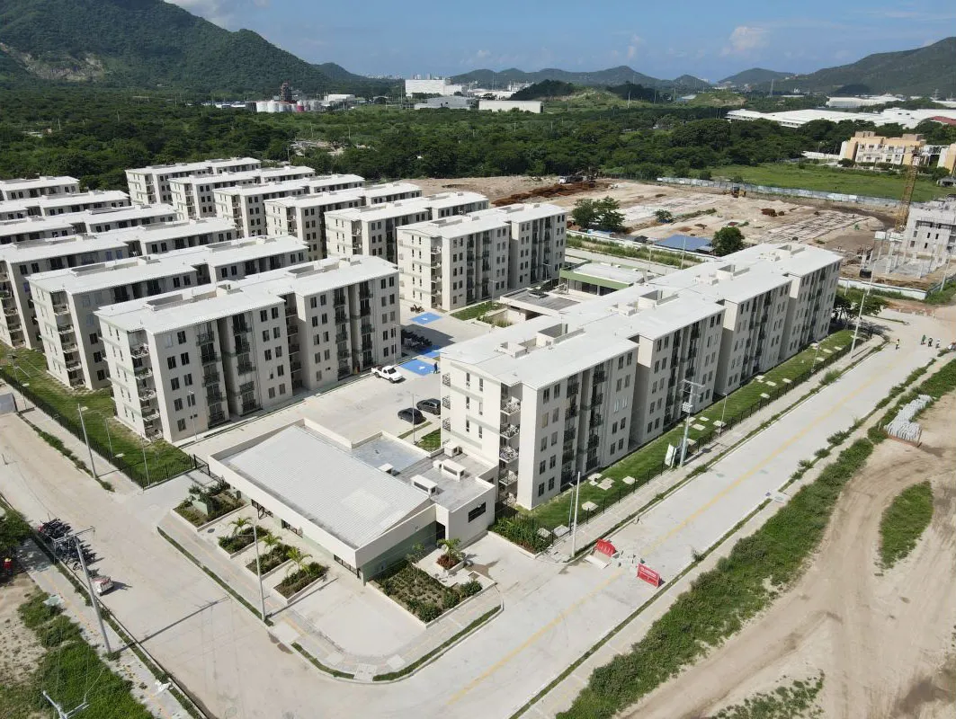 avance de obra brisas reserva de curinca Agosto 2022