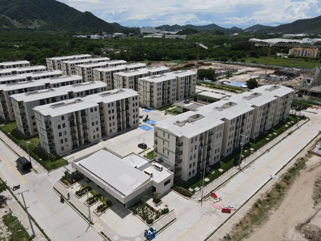 avance de obra brisas reserva de curinca Septiembre 2022