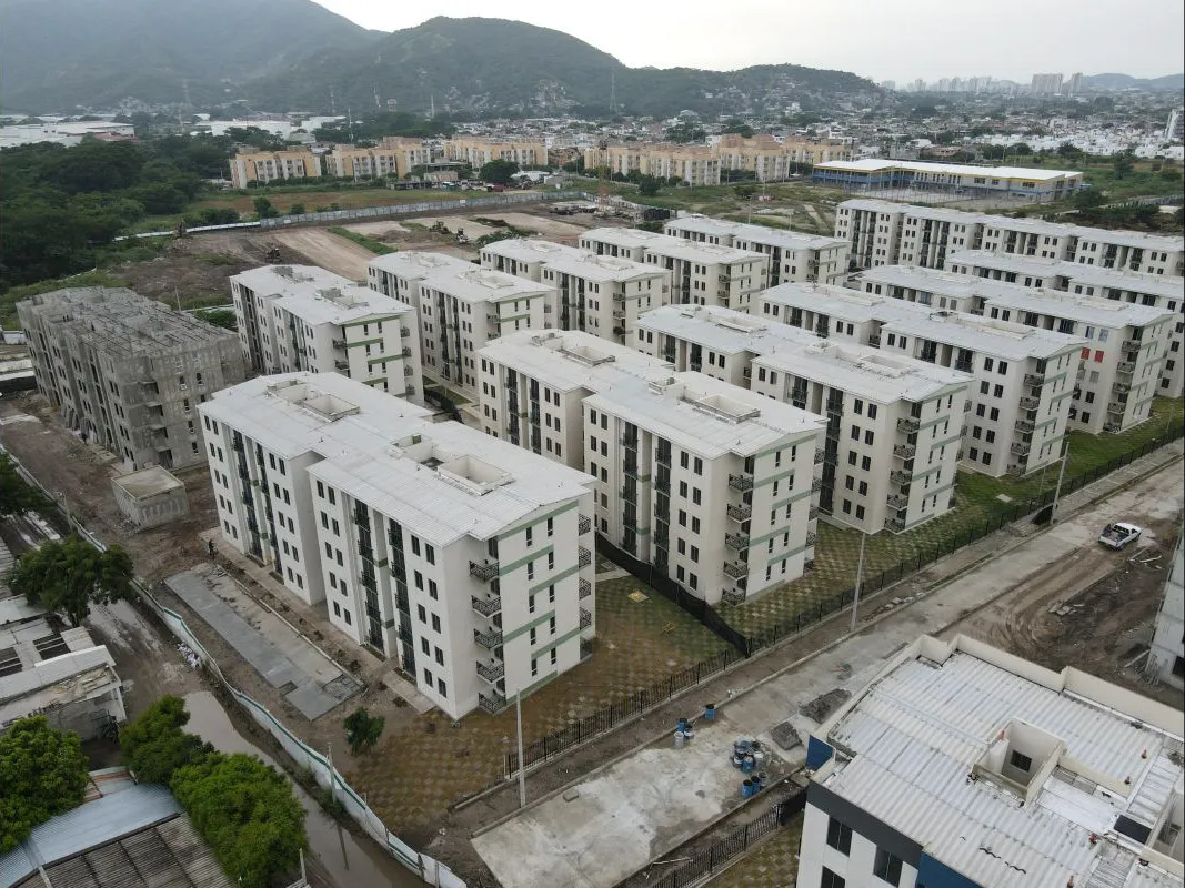 avance de obra brisas reserva de curinca Julio 2022