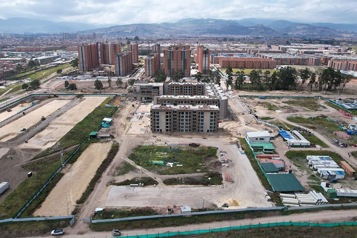 Foto del proyecto Rosa Amatista en avance de obra septiembre de 2025