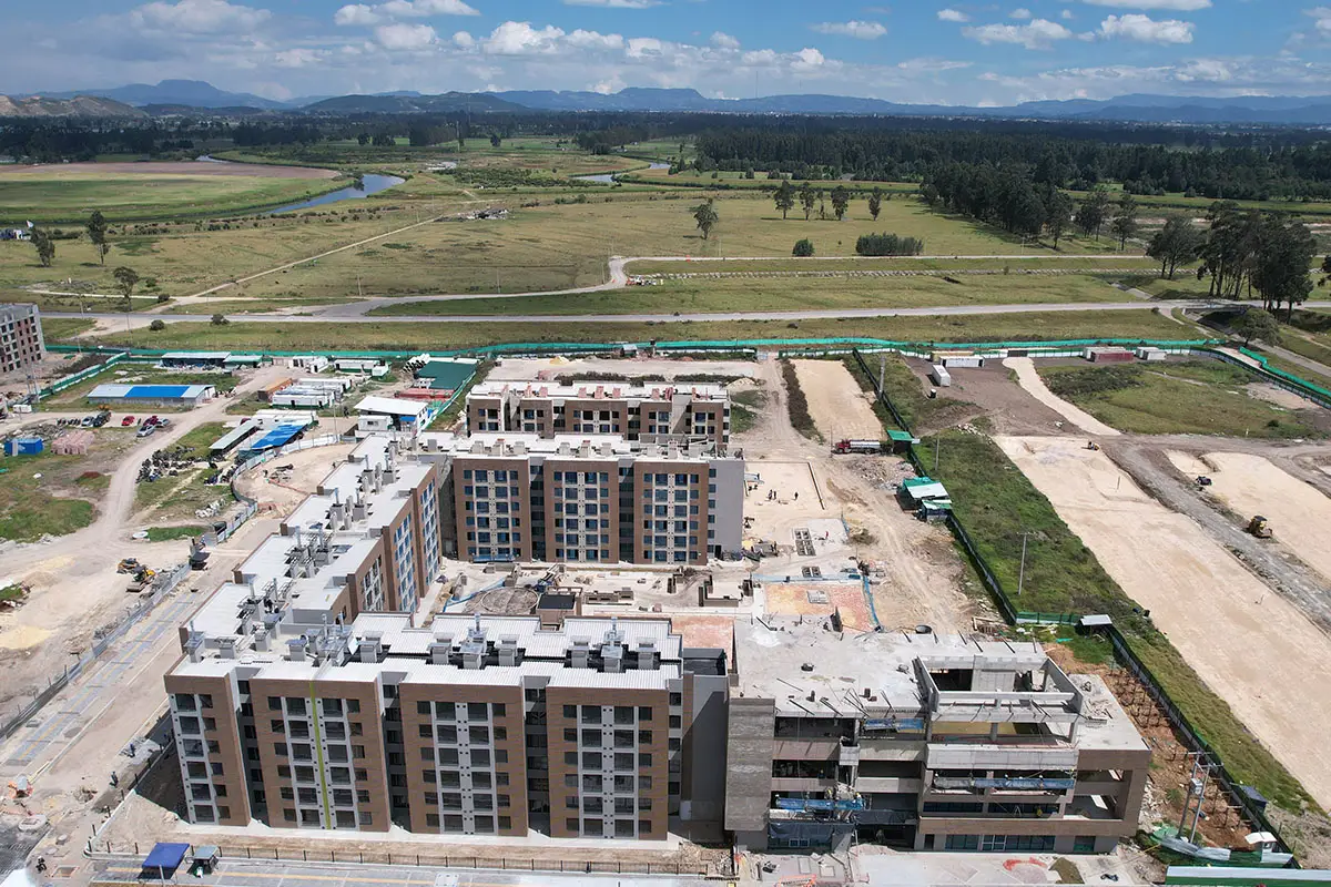 Foto del proyecto Rosa Amatista en avance de obra septiembre de 2025