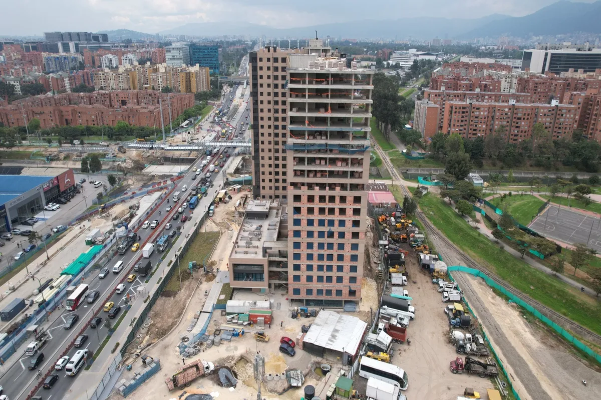 Foto del proyecto Central 68 en avance de obra septiembre de 2025