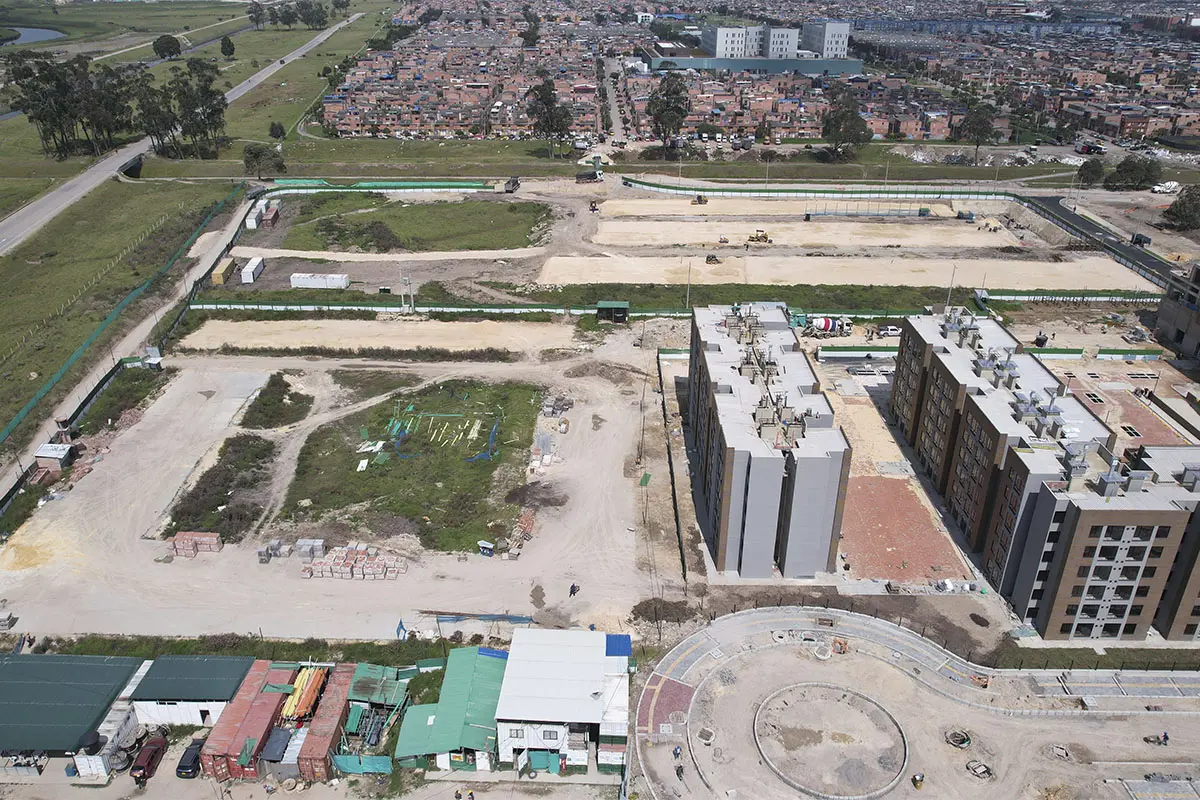 Foto del proyecto Rosa Amatista en avance de obra octubre de 2025