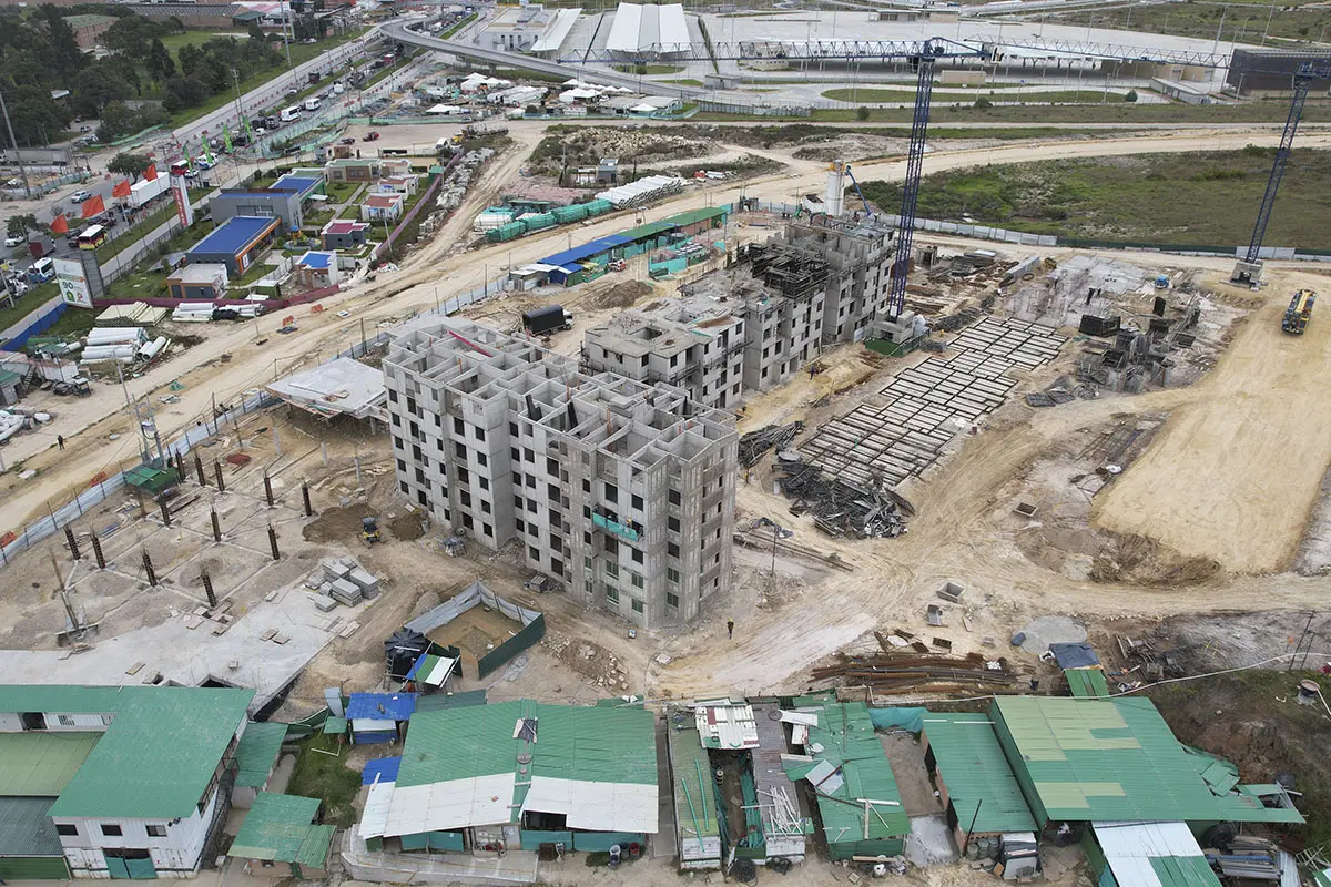 Foto del proyecto Parques del vínculo en avance de obra noviembre de 2025