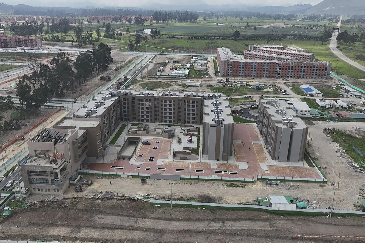 Foto del proyecto Rosa Amatista en avance de obra noviembre de 2025