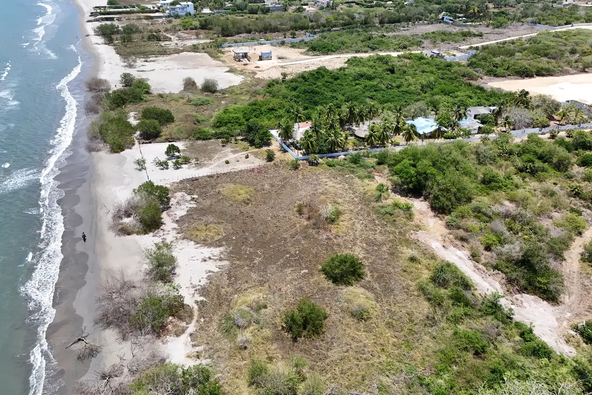 Foto del proyecto Ísola Praia en avance de obra abril de 2026