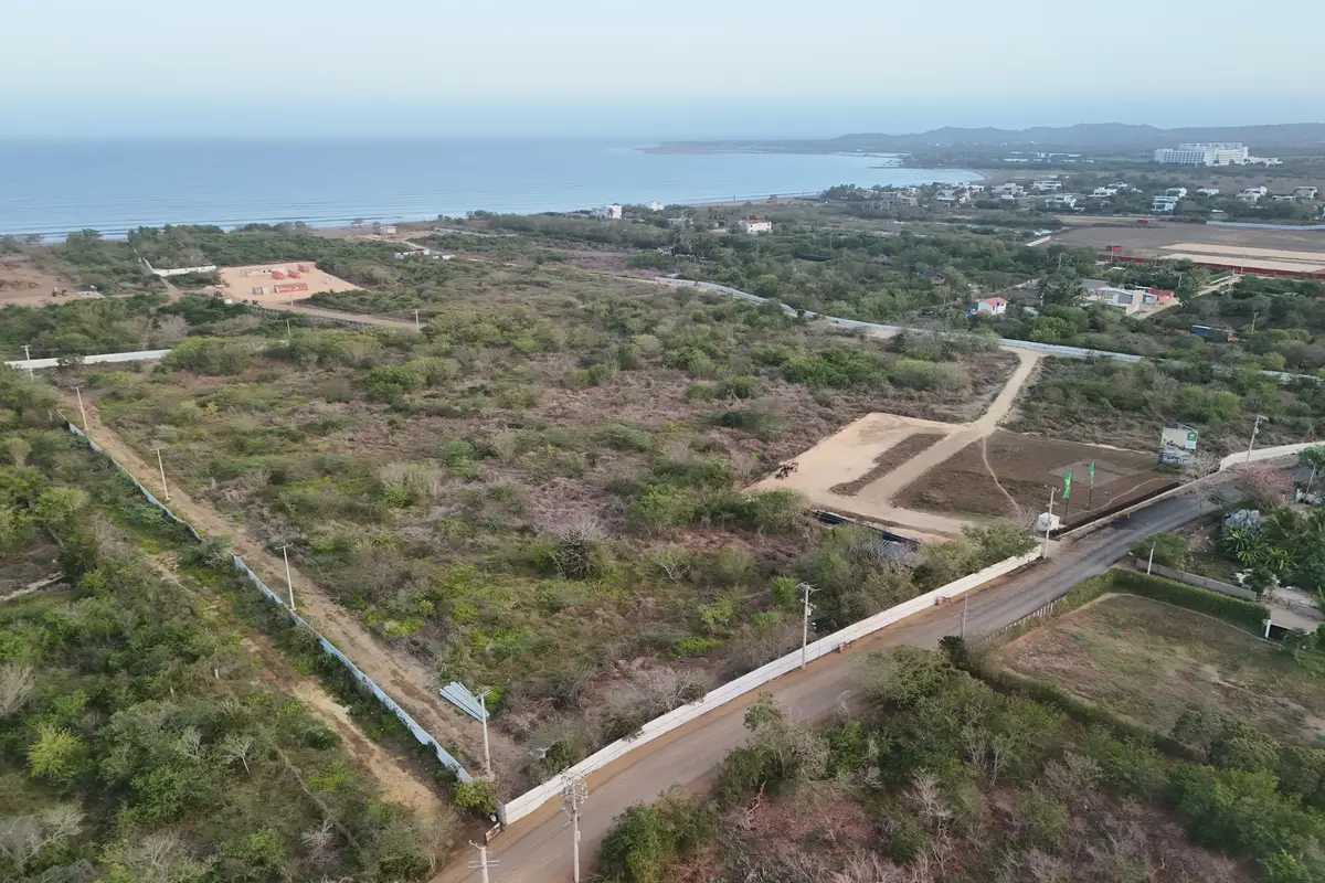 Foto del proyecto Ísola Praia en avance de obra mayo de 2026
