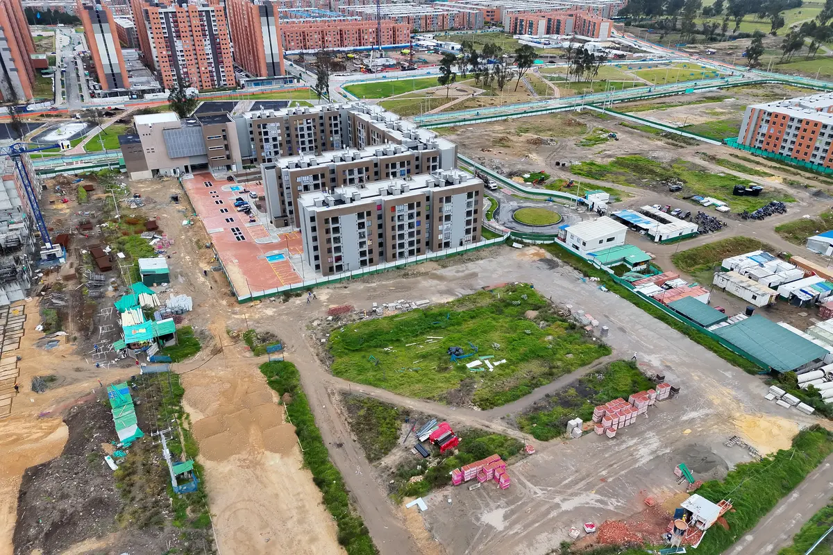 Foto del proyecto Rosa Amatista en avance de obra junio de 2026
