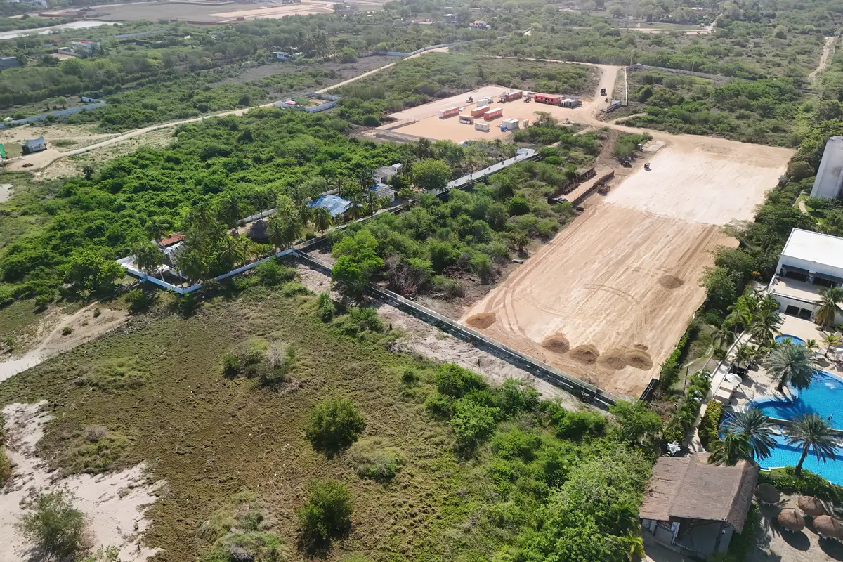 Foto del proyecto Ísola Praia en avance de obra junio de 2026