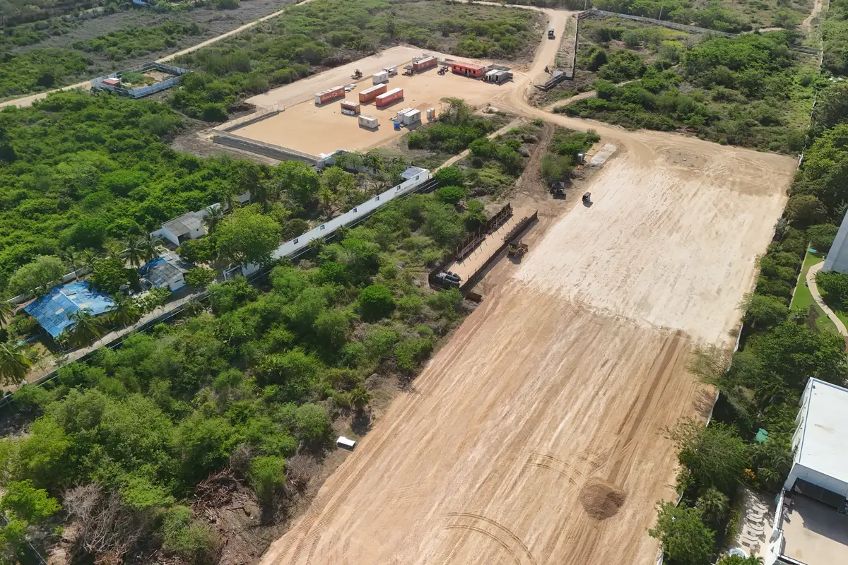 Foto del proyecto Ísola Praia en avance de obra junio de 2026