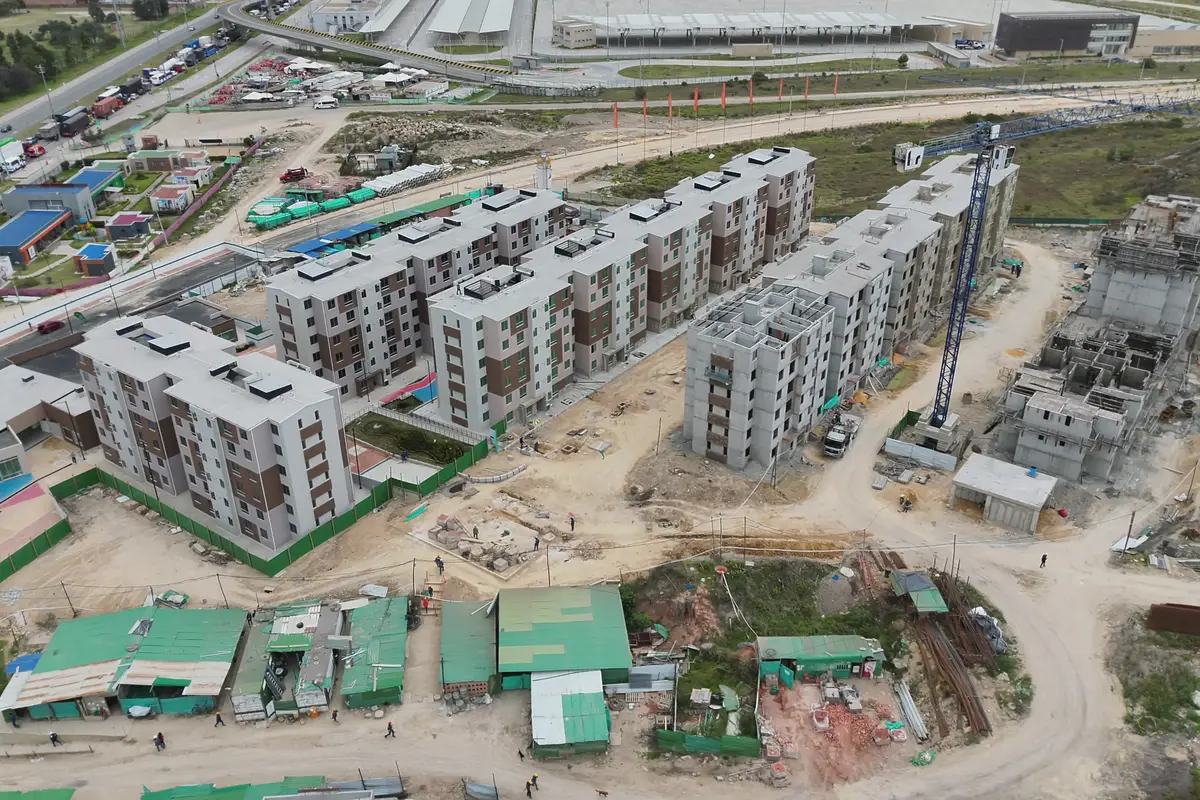 Foto del proyecto Parques del vínculo en avance de obra junio de 2026