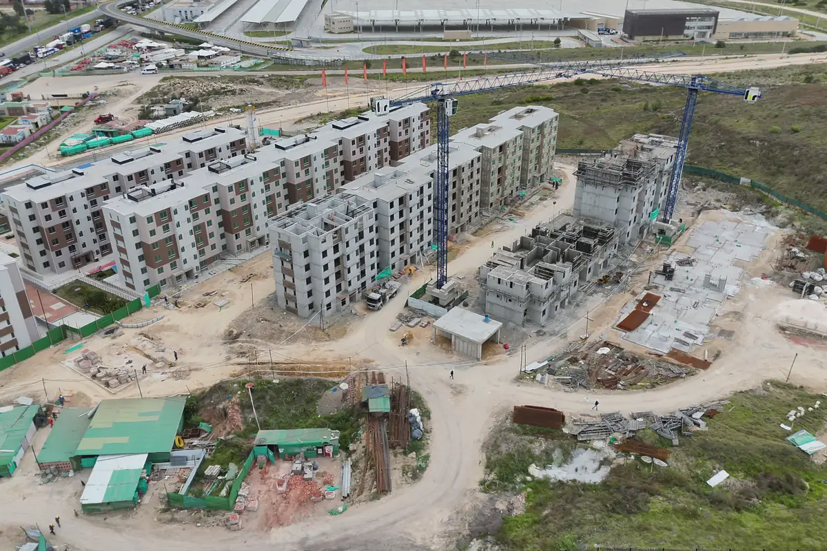 Foto del proyecto Parques del vínculo en avance de obra junio de 2026