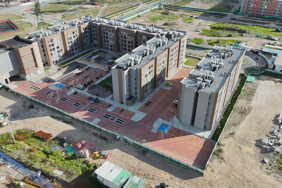 Foto del proyecto Rosa Amatista en avance de obra junio de 2026