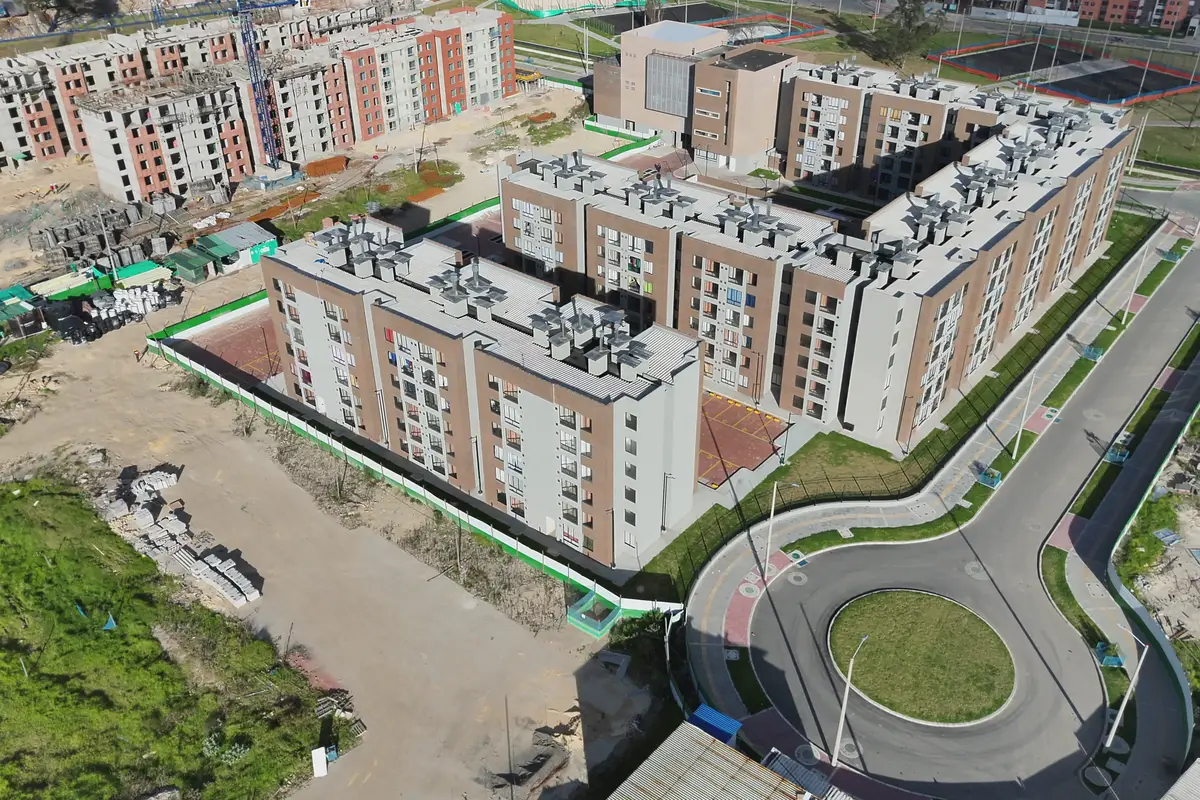 Foto del proyecto Rosa Amatista en avance de obra junio de 2026
