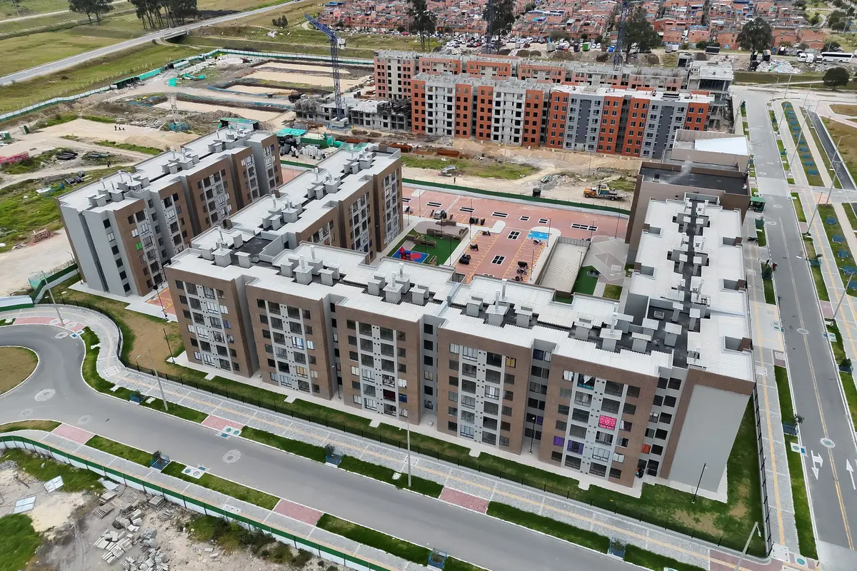Foto del proyecto Rosa Amatista en avance de obra julio de 2026