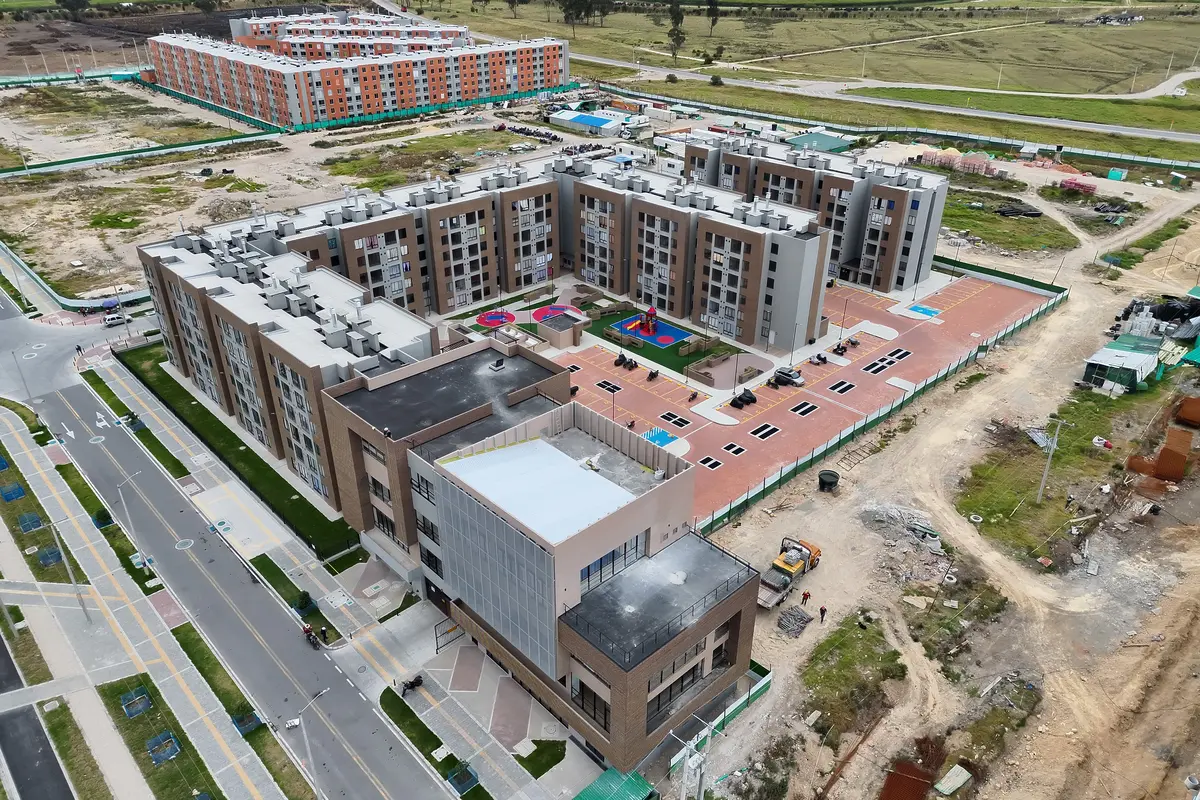 Foto del proyecto Rosa Amatista en avance de obra julio de 2026
