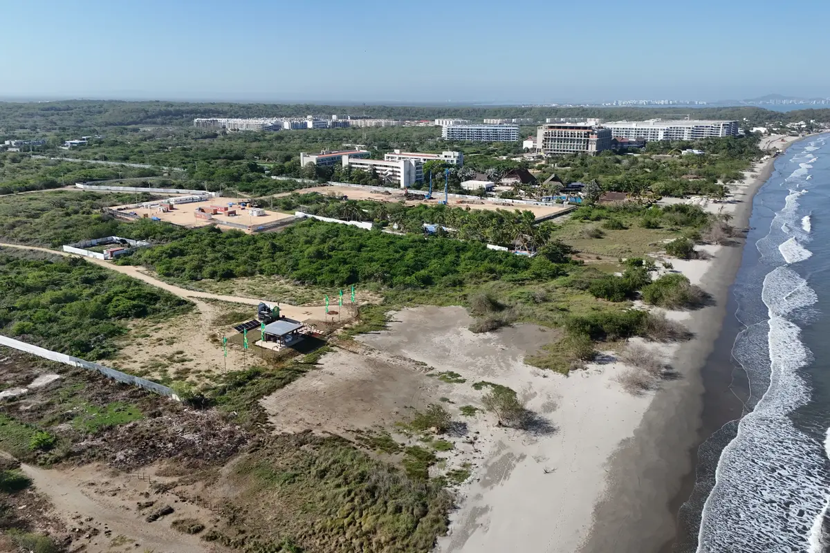 Foto del proyecto Ísola Praia en avance de obra julio 2026